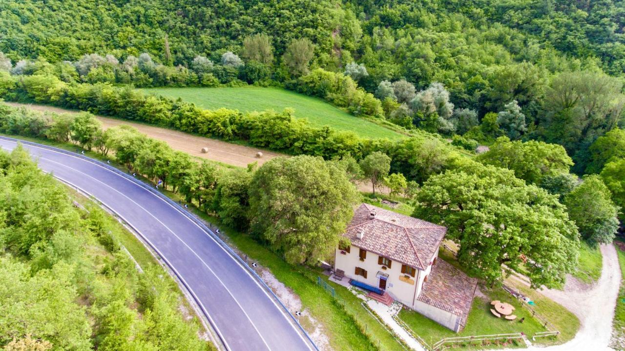 Agriturismo Le Due Querce Cerreto di Spoleto Exterior foto